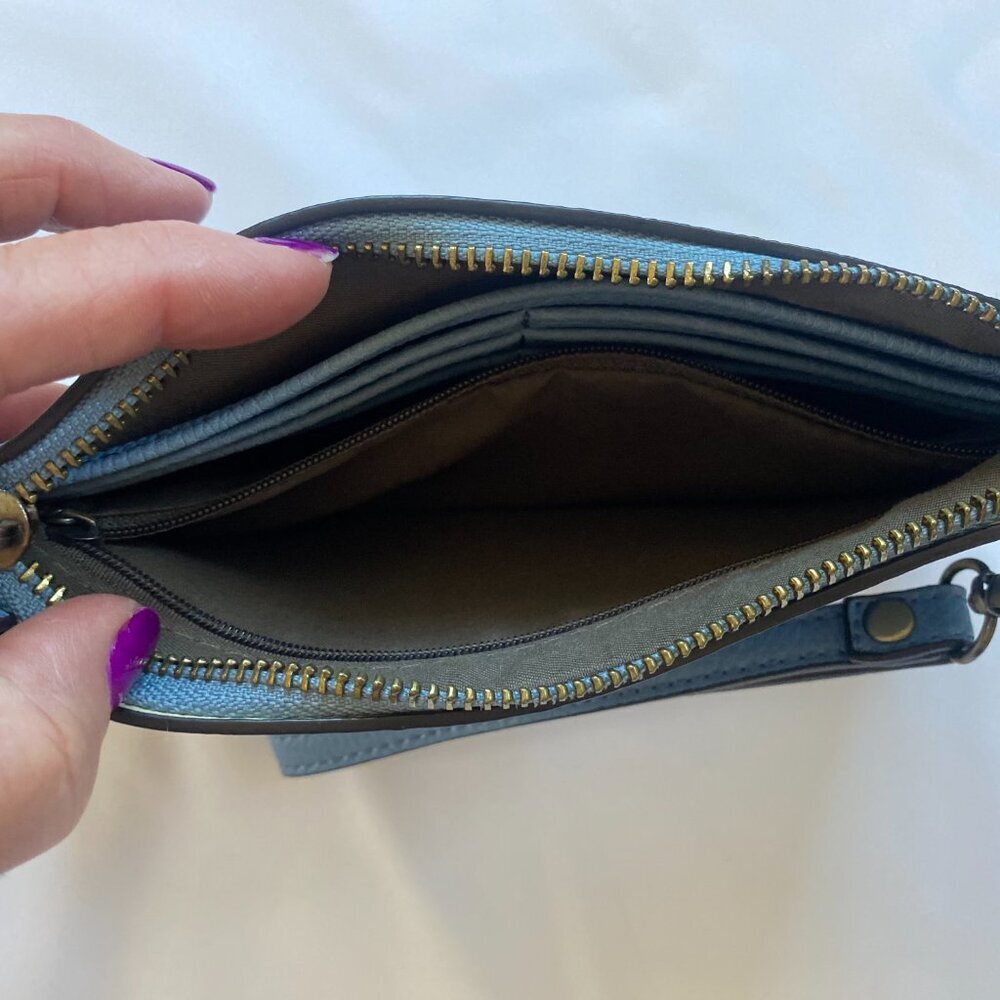 JOY Susan blue wristlet purse - Picture 3 of 6